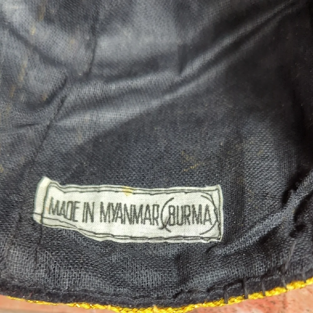 Vtg Kalaga Embroidered Elephant Tapestry Cap Beaded‎ Sequin Black Velvet Mynamar - Picture 15 of 16